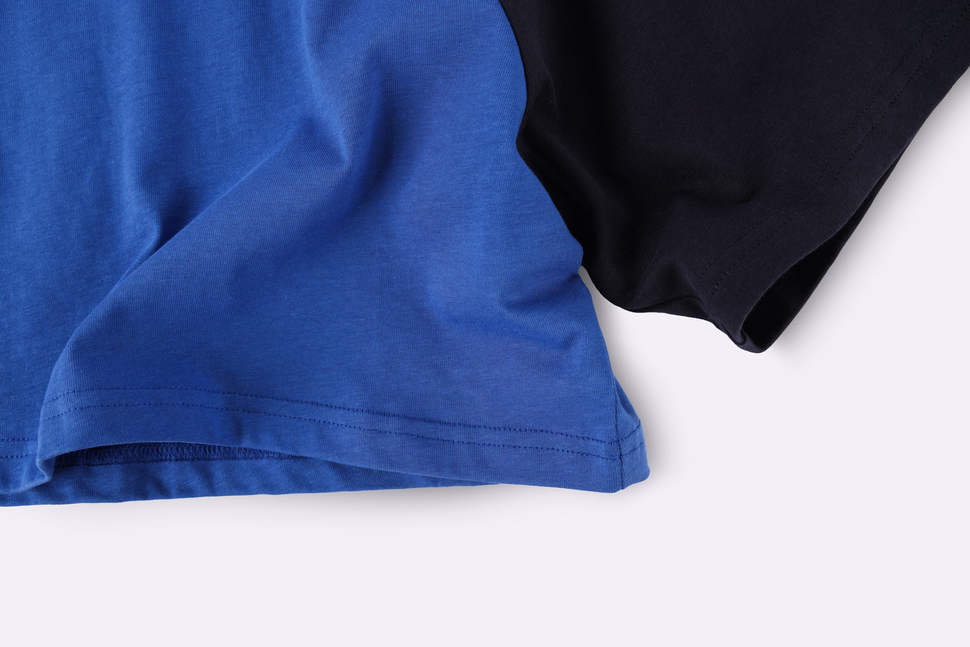 RAGLAN CROP in NAVY/BLUE