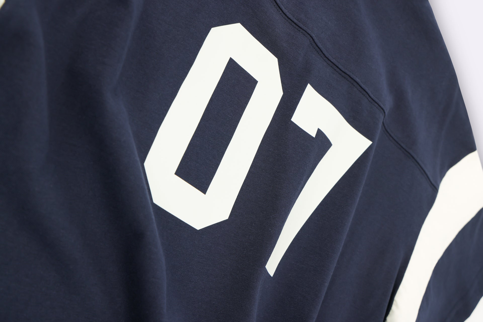07 TEE in NAVY