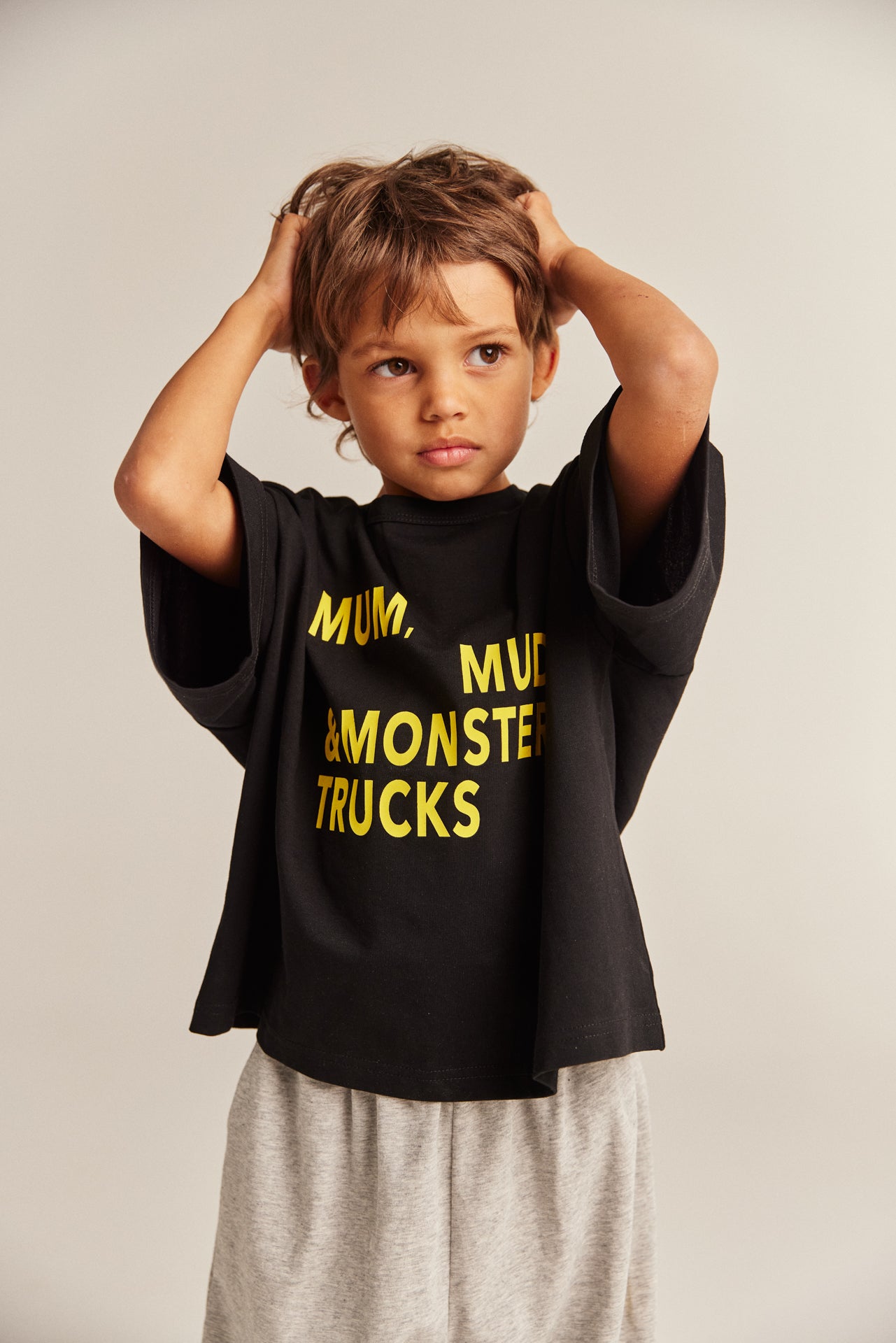 MMM TEE in BLACK/YELLOW