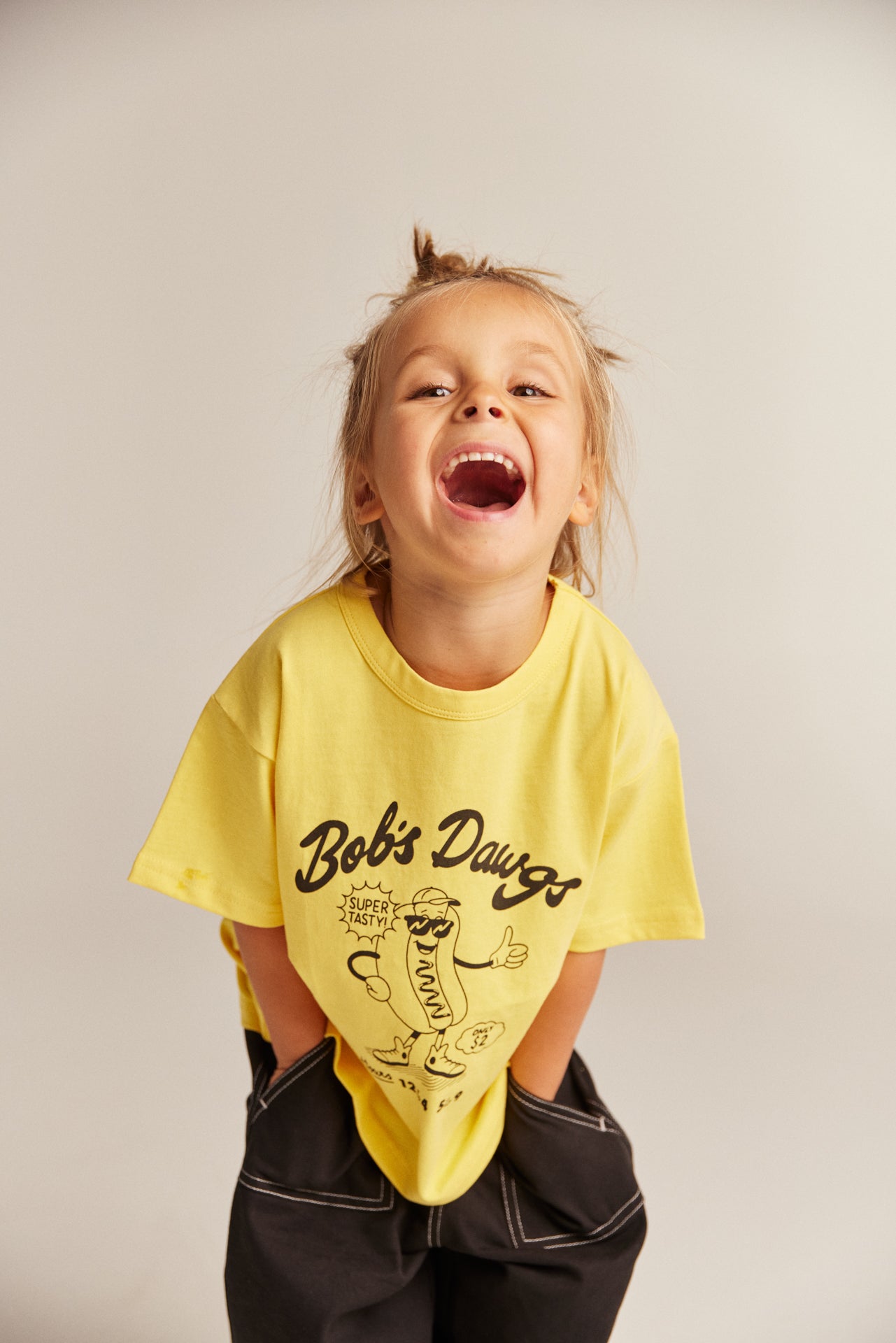 BOB'S DAWGS TEE in YELLOW