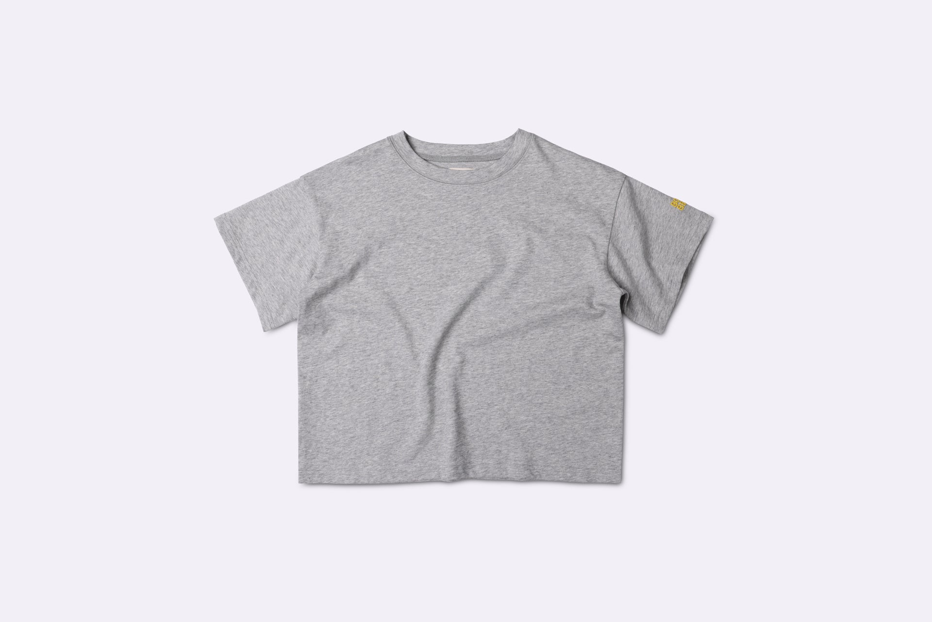 BASE TEE in STONE GREY