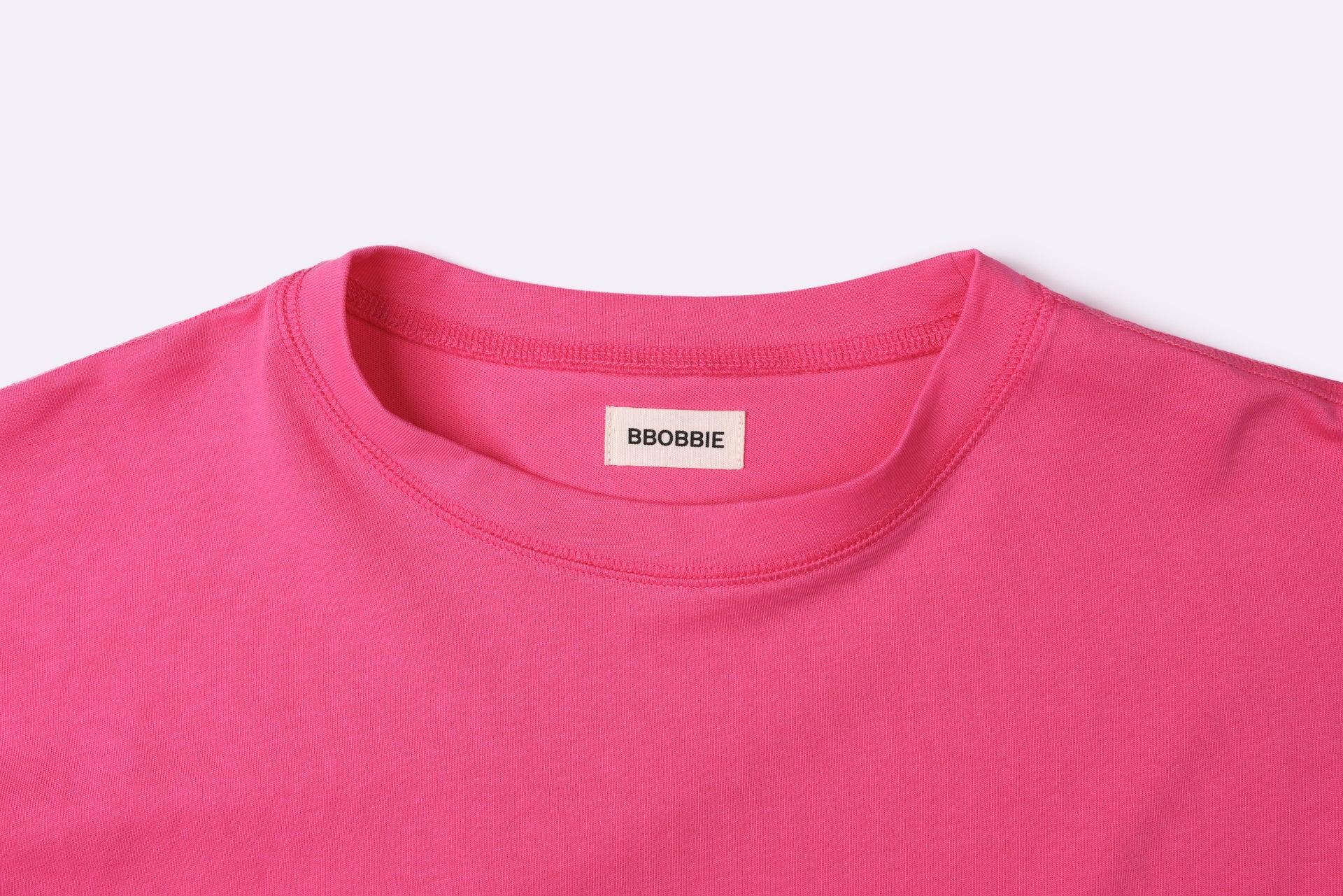 BASE TEE in POP PINK