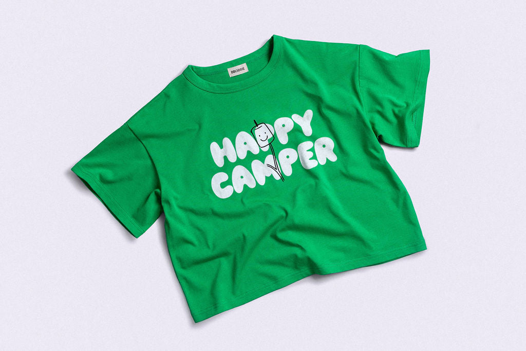 THE HAPPY CAMPER TEE in GREEN
